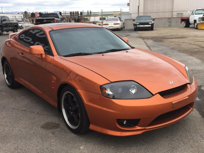 Hyundai Tiburon оранжевый